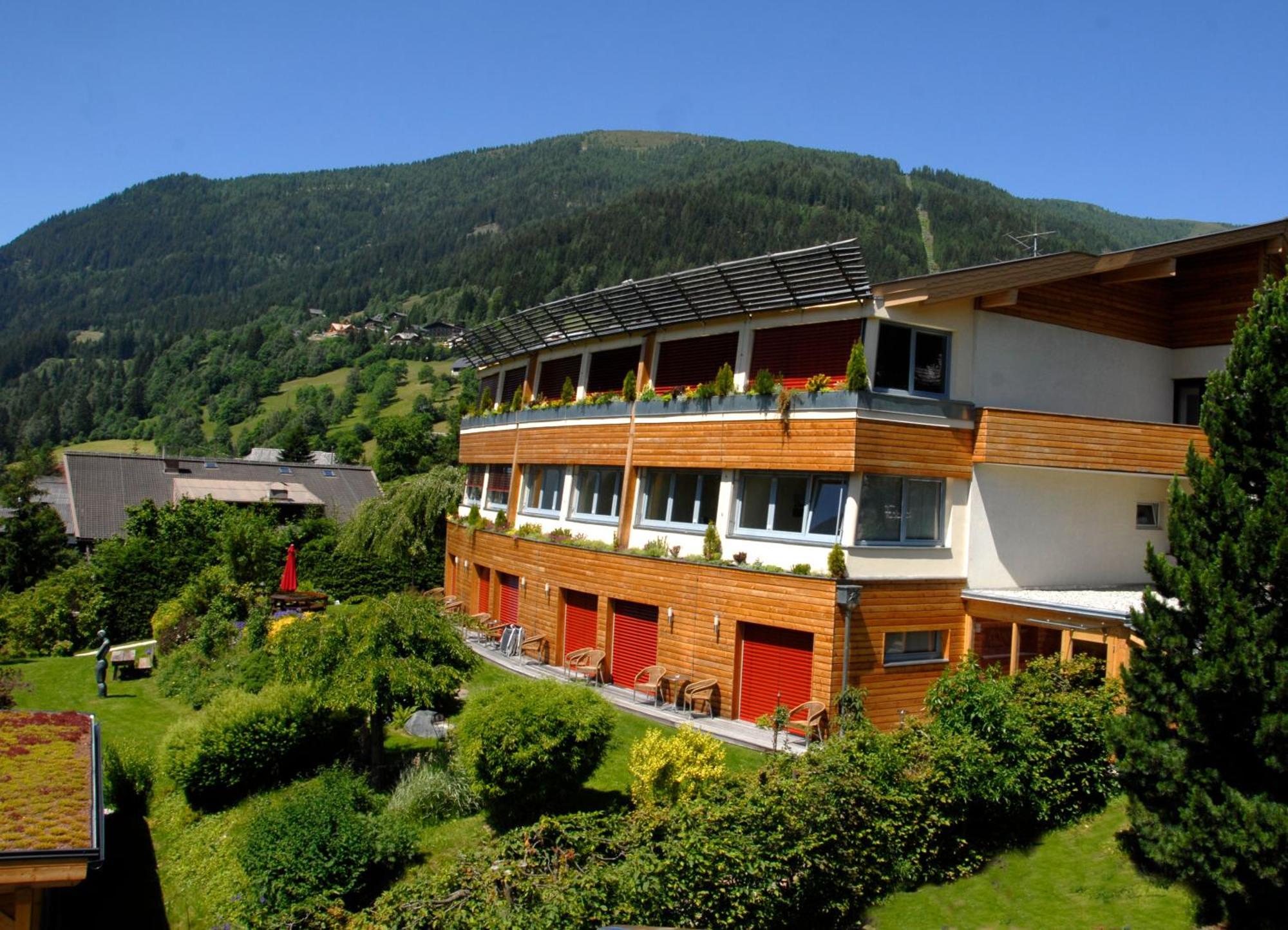 Hotel Sonnenheim Bad Kleinkirchheim Exterior photo